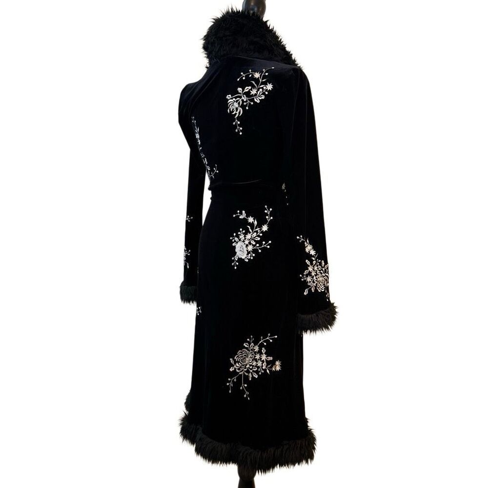 White House Black Market Black Coat with White Embroidery - Picture 5 of 10